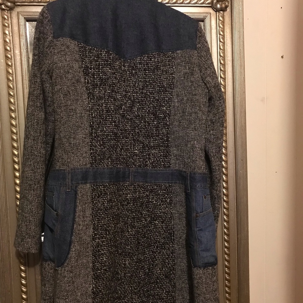 Jacket - Picture 6 of 7